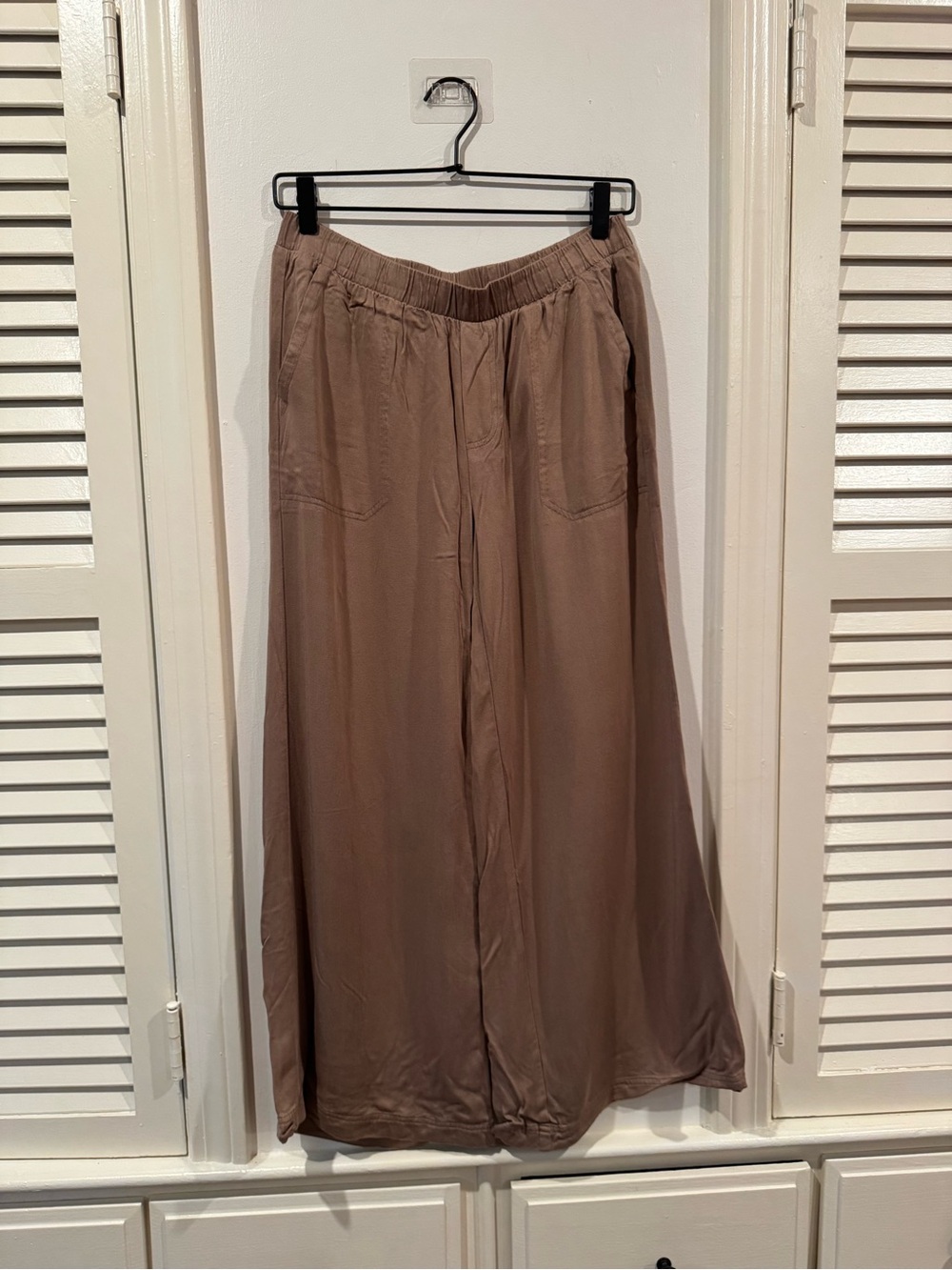 Splendid Women’s Wide Leg Drapey Pull On Pant Sz small